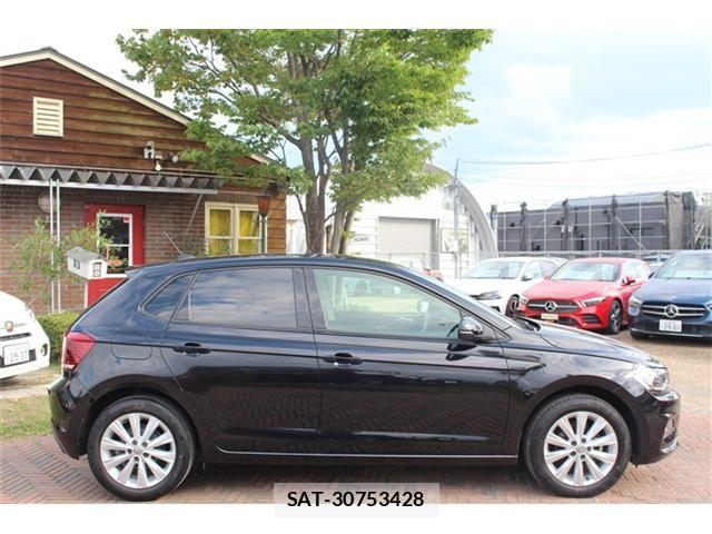 VolksWagen POLO 2018-06 8851091-1