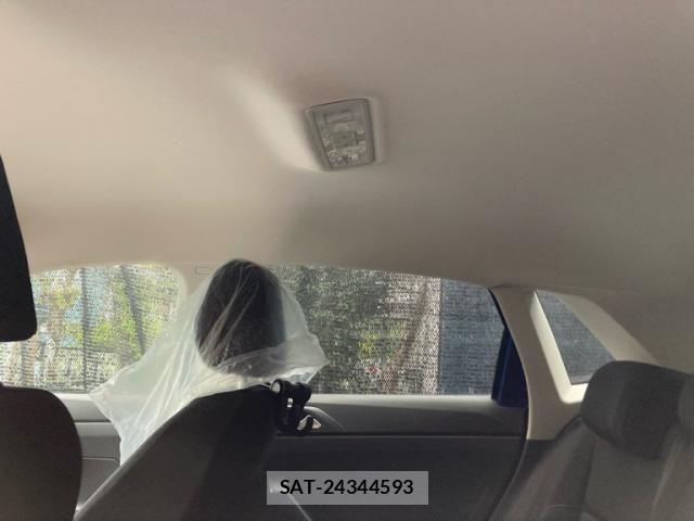 VolksWagen POLO 2018-11 8872405-10