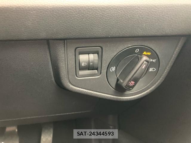 VolksWagen POLO 2018-11 8872405-14