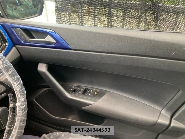 VolksWagen POLO 2018-11 8872405-15