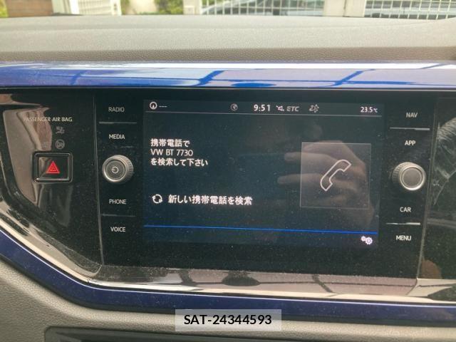VolksWagen POLO 2018-11 8872405-16