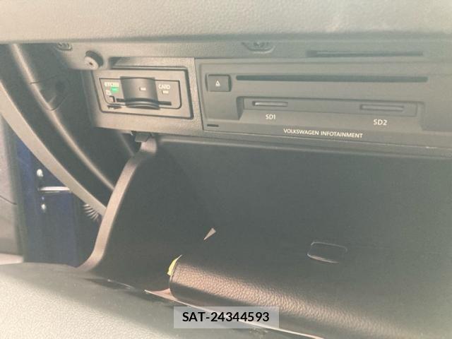 VolksWagen POLO 2018-11 8872405-20