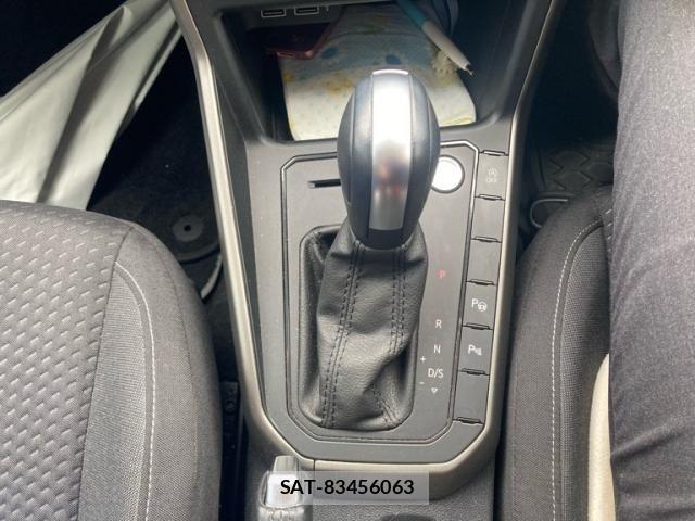 VolksWagen POLO 2020-10 8872404-19
