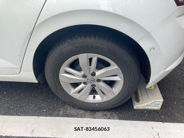 VolksWagen POLO 2020-10 8872404-4