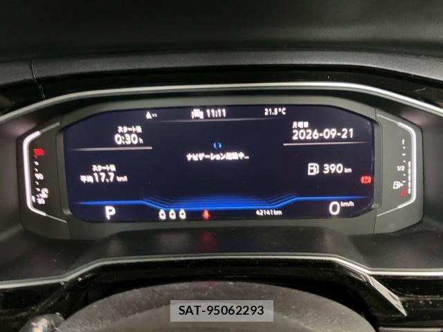 VolksWagen POLO 2022-12 8882988-15