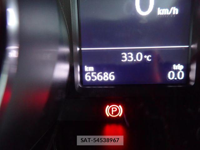 VolksWagen POLO 2015-12 8882986-9