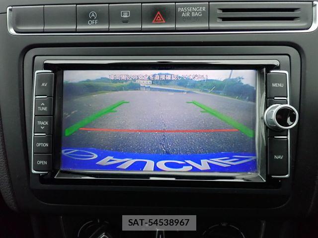 VolksWagen POLO 2015-12 8882986-12