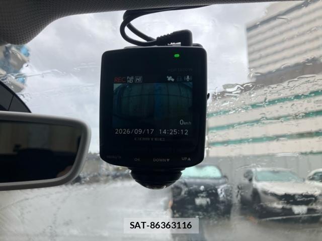 VolksWagen POLO 2019-07 8882990-21