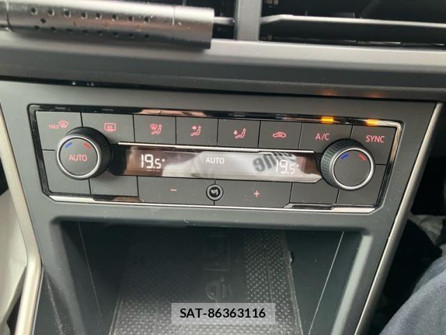 VolksWagen POLO 2019-07 8882990-26