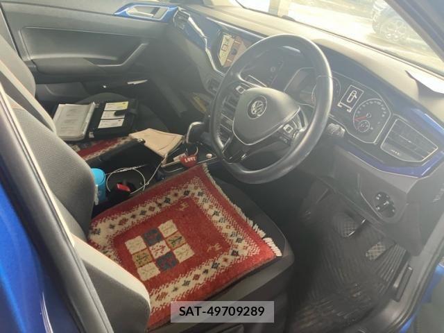 VolksWagen POLO 2019-10 8882989-12