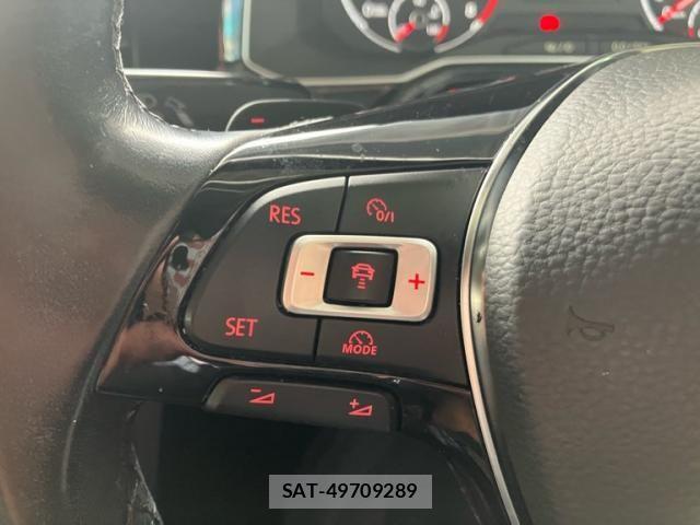 VolksWagen POLO 2019-10 8882989-19