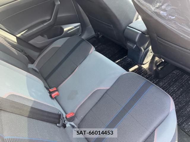 VolksWagen POLO 2019-03 8884620-18