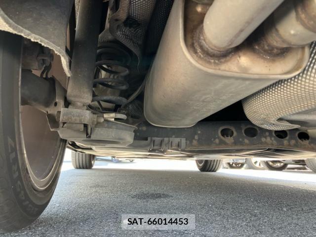 VolksWagen POLO 2019-03 8884620-21