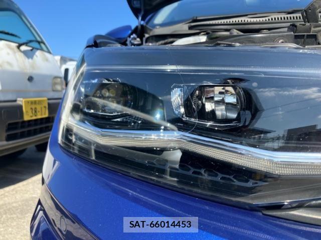 VolksWagen POLO 2019-03 8884620-25