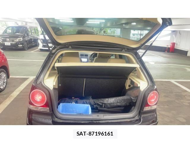 VolksWagen POLO 2007-08 7790521-8