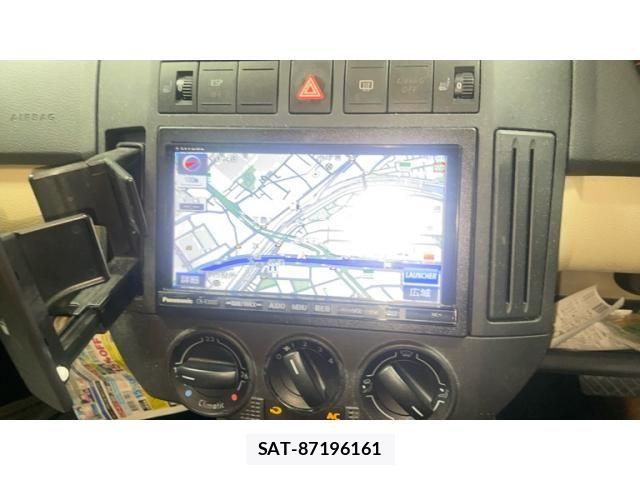 VolksWagen POLO 2007-08 7790521-11