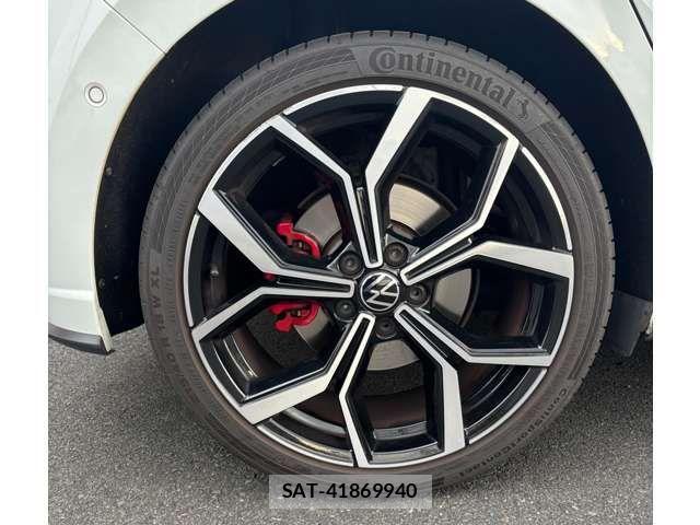 VolksWagen POLO 2023-01 664869-6