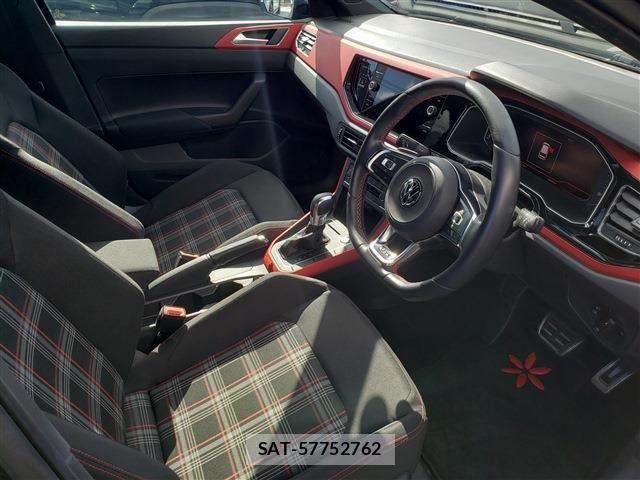 VolksWagen POLO 2018-10 864400-10
