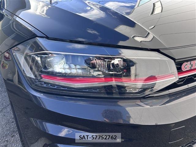 VolksWagen POLO 2018-10 864400-8