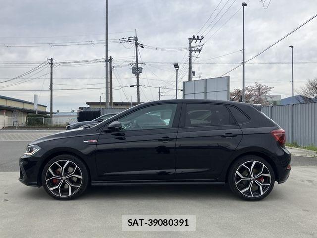 VolksWagen POLO 2024-11 6221203-4