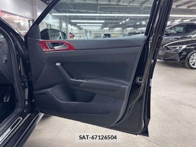 VolksWagen POLO 2024-10 6615717-12