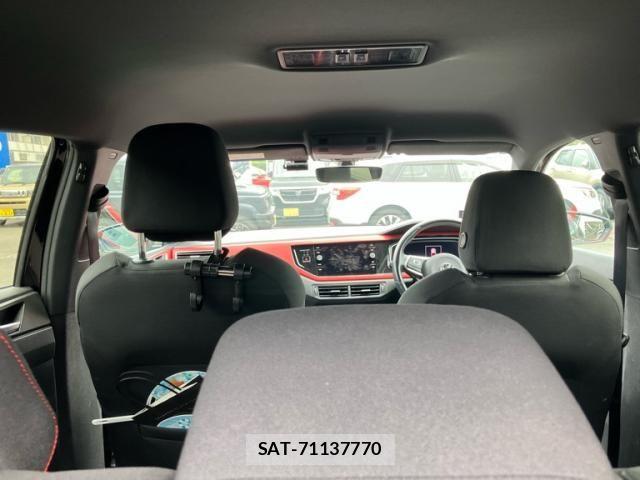 VolksWagen POLO 2019-11 7503760-12