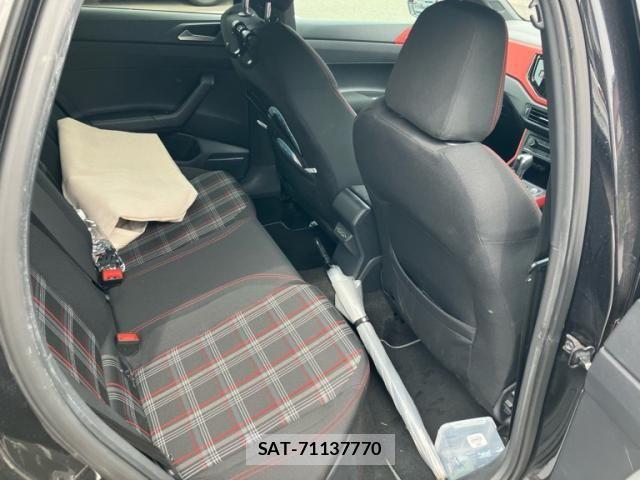 VolksWagen POLO 2019-11 7503760-15