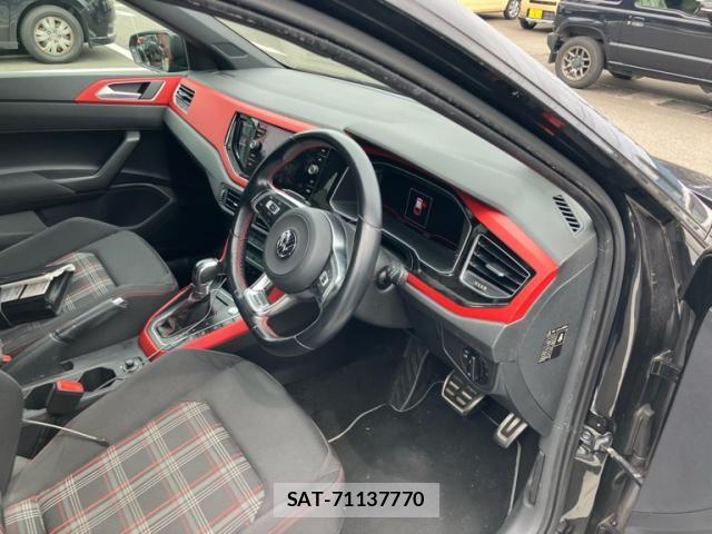 VolksWagen POLO 2019-11 7503760-17