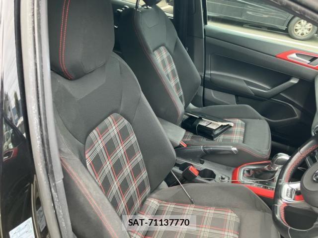 VolksWagen POLO 2019-11 7503760-18