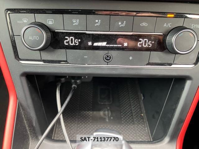 VolksWagen POLO 2019-11 7503760-26