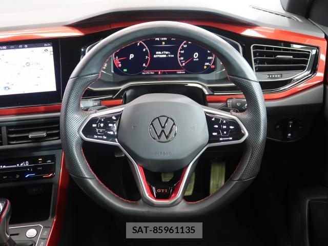 VolksWagen POLO 2023-12 7981579-4