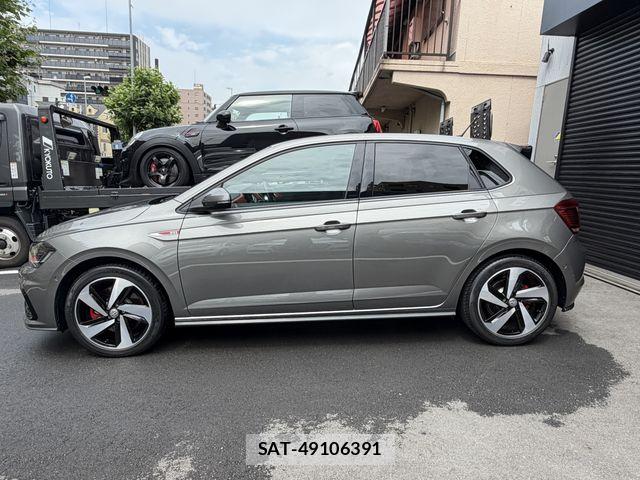 VolksWagen POLO 2020-08 8039203-1