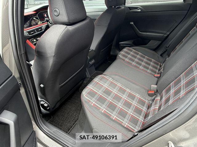 VolksWagen POLO 2020-08 8039203-7