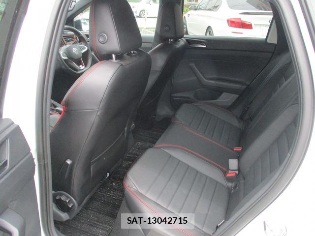 VolksWagen POLO 2024-04 8039204-19