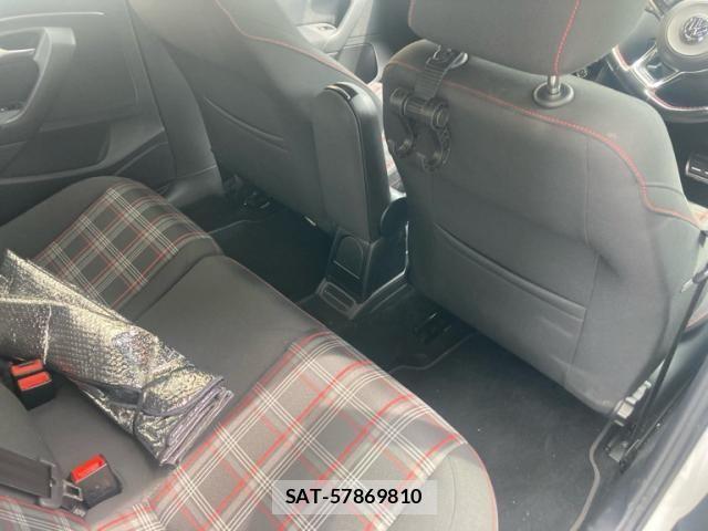 VolksWagen POLO 2017-08 8076152-9