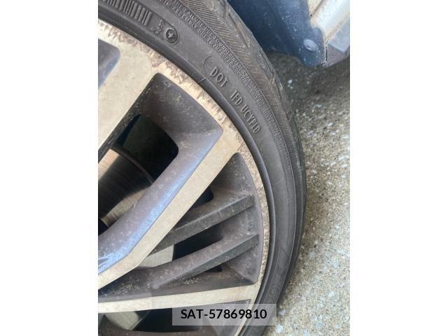 VolksWagen POLO 2017-08 8076152-11