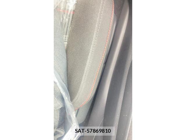 VolksWagen POLO 2017-08 8076152-19