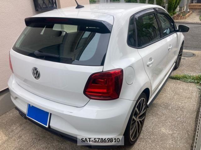 VolksWagen POLO 2017-08 8076152-4