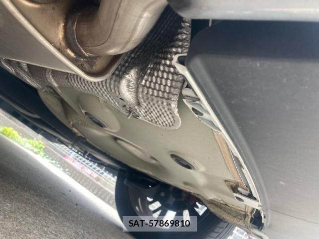 VolksWagen POLO 2017-08 8076152-5