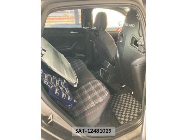 VolksWagen POLO 2019-05 8232419-10