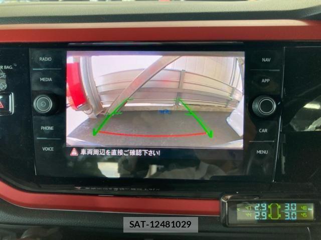 VolksWagen POLO 2019-05 8232419-27