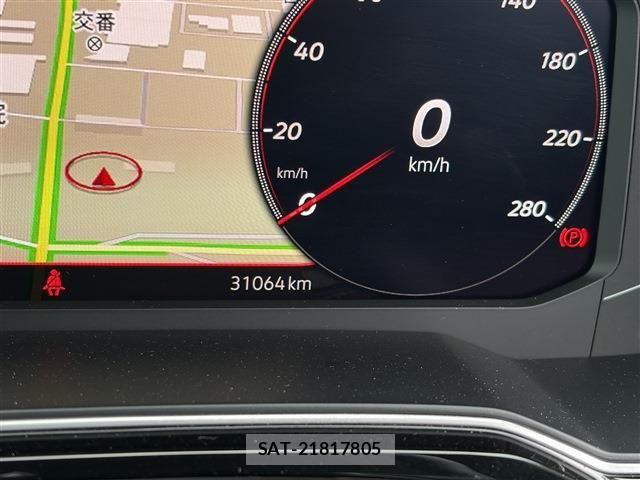 VolksWagen POLO 2018-07 8247168-21