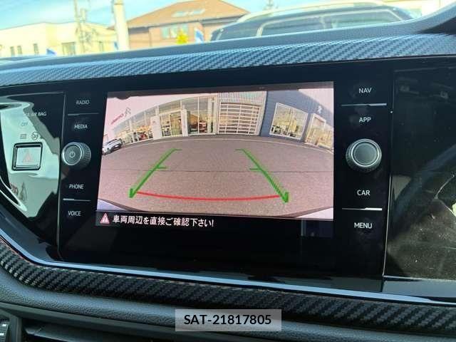 VolksWagen POLO 2018-07 8247168-23
