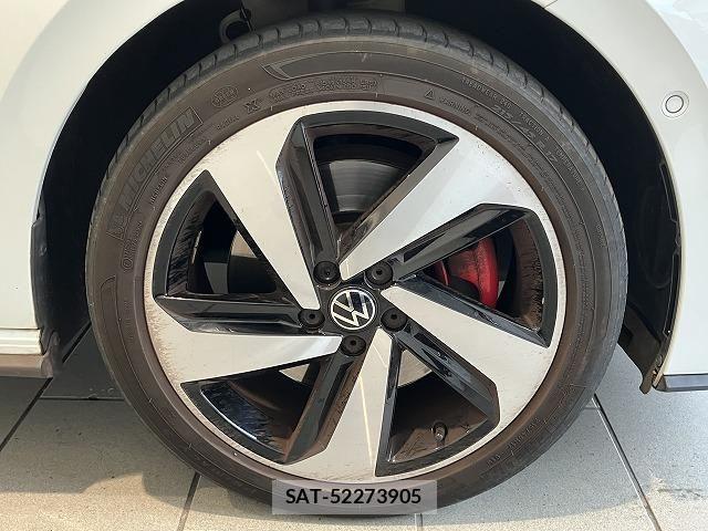 VolksWagen POLO 2021-04 8318108-11