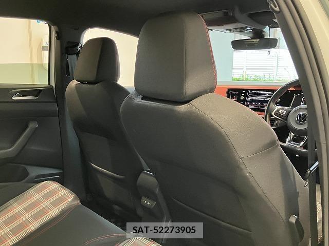 VolksWagen POLO 2021-04 8318108-27