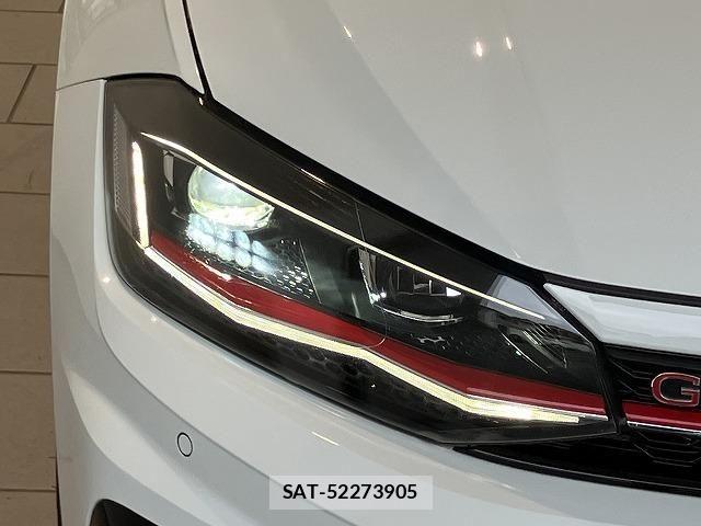 VolksWagen POLO 2021-04 8318108-29