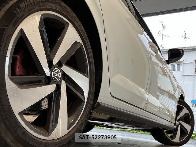 VolksWagen POLO 2021-04 8318108-4