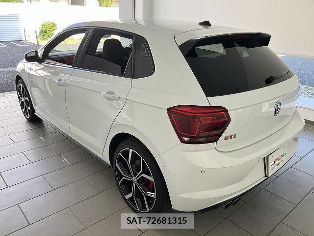 VolksWagen POLO 2020-11 8318110-17