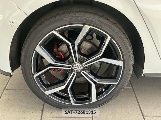 VolksWagen POLO 2020-11 8318110-20
