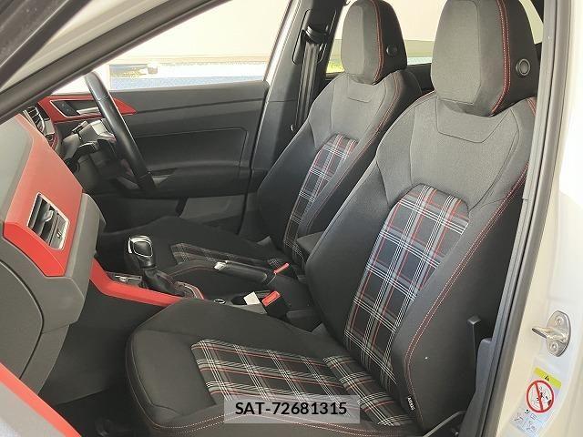 VolksWagen POLO 2020-11 8318110-22